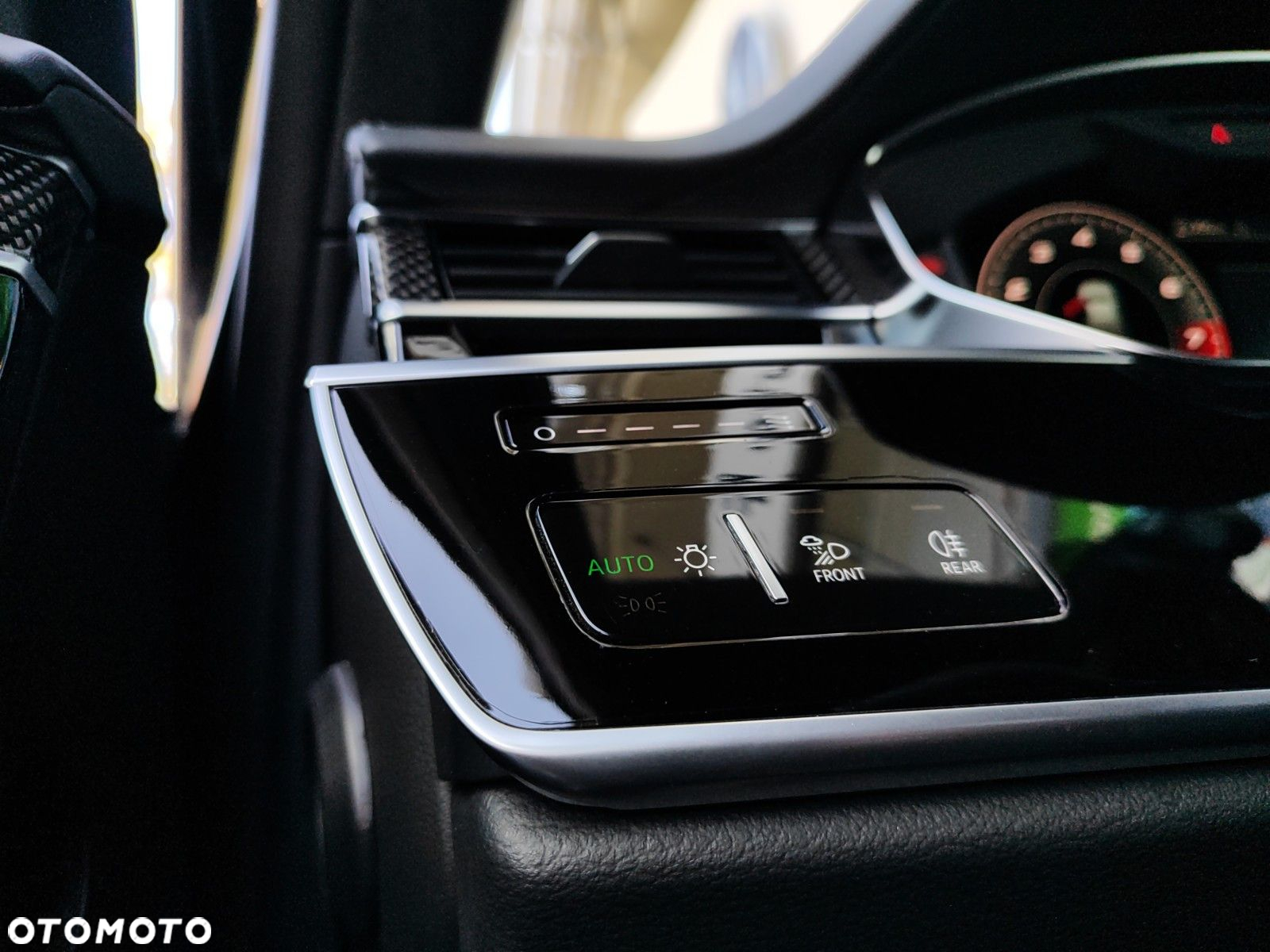 Audi S8 - 27