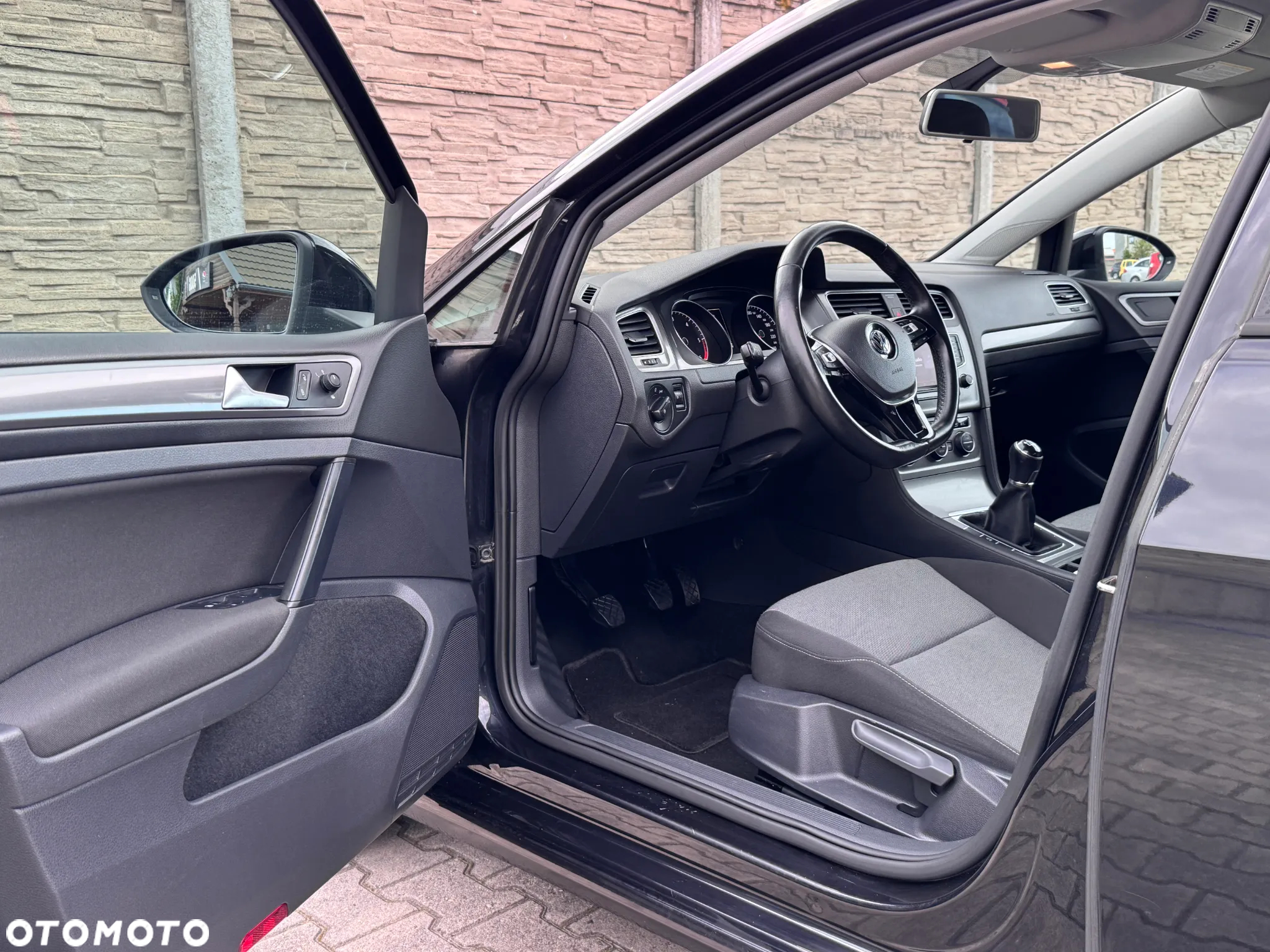 Volkswagen Golf VII 1.6 TDI BMT Highline - 10