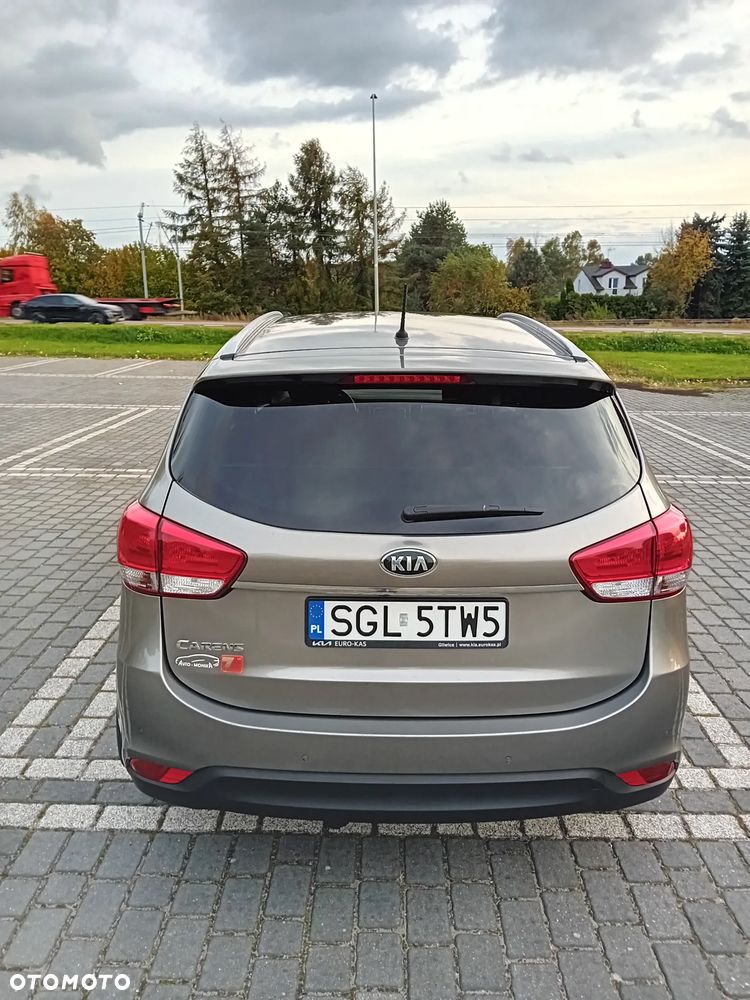 Kia Carens 1.6 GDI L 7os - 12