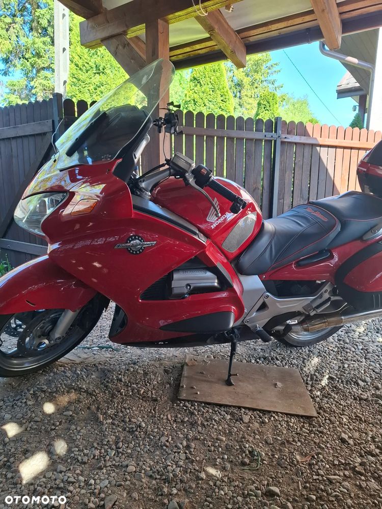 Honda ST - 1