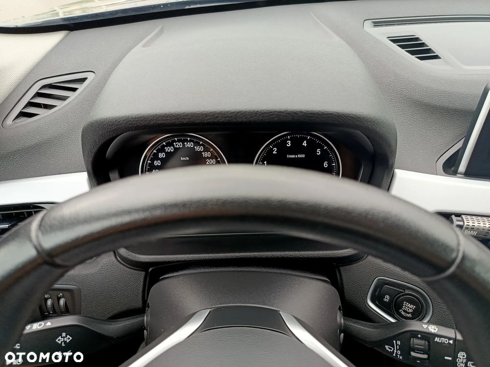 BMW X1 sDrive18i GPF Sport Line - 16