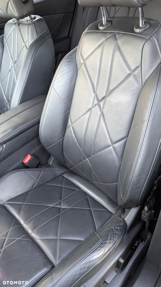 DS Automobiles DS 7 Crossback 2.0 BlueHDi So Chic - 21