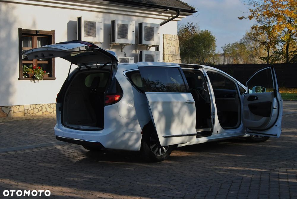 Chrysler Pacifica 2022