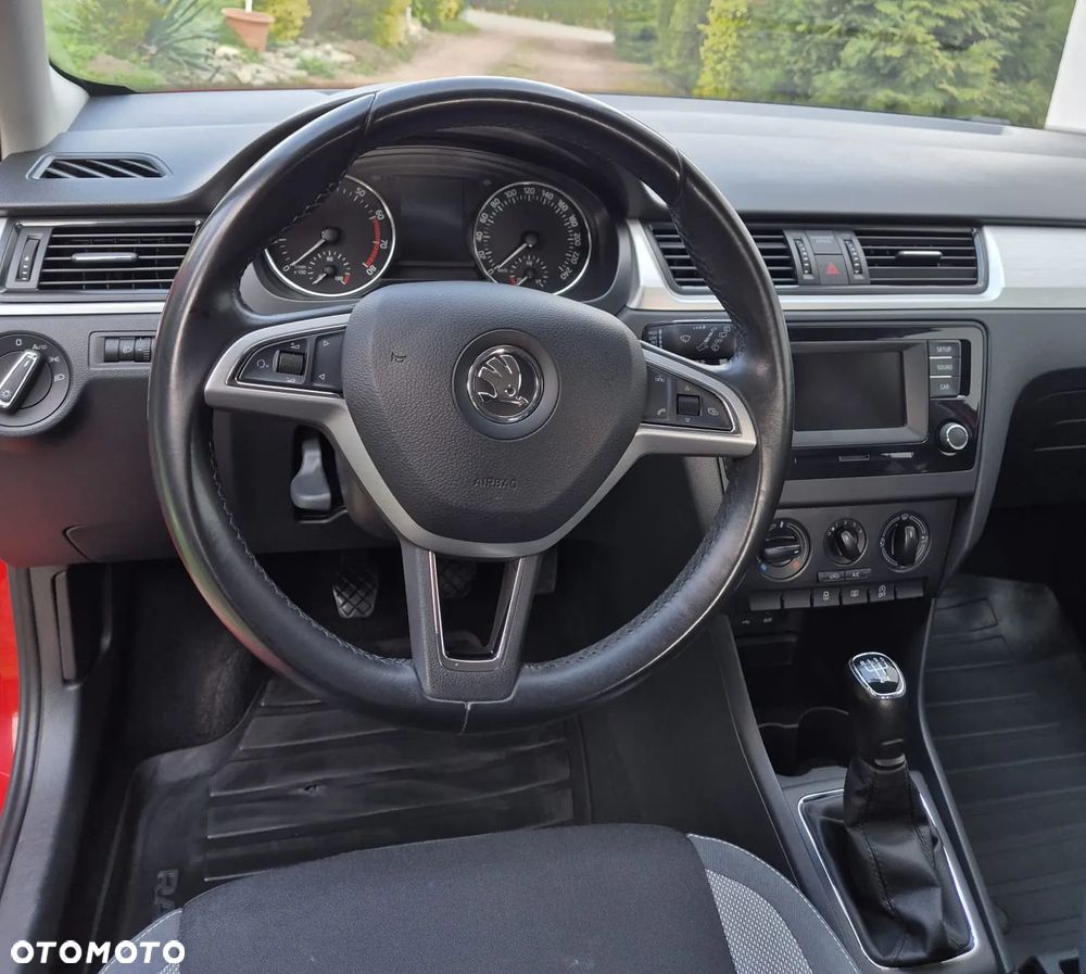 Skoda RAPID Spb 1.2 TSI Ambition - 12