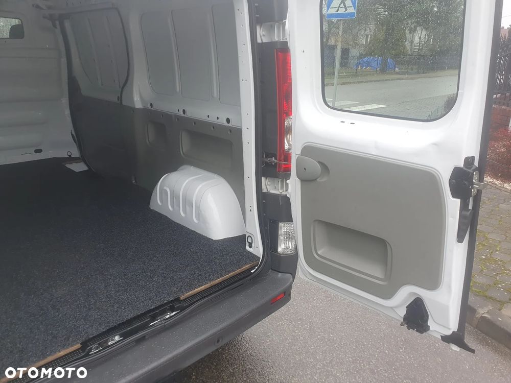 Renault TRAFIC - 19