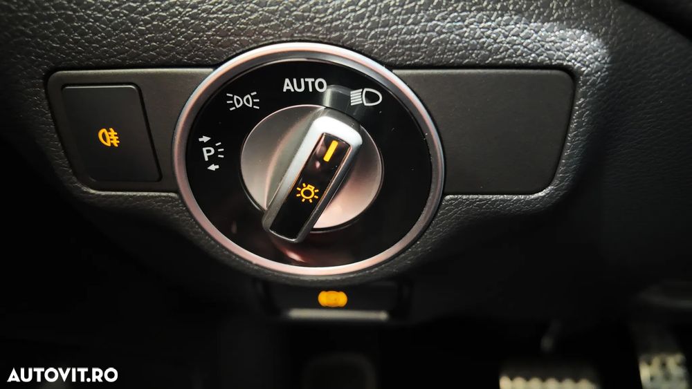 Mercedes-Benz GLA 220 4MATIC 7G-DCT Peak Edition - 20