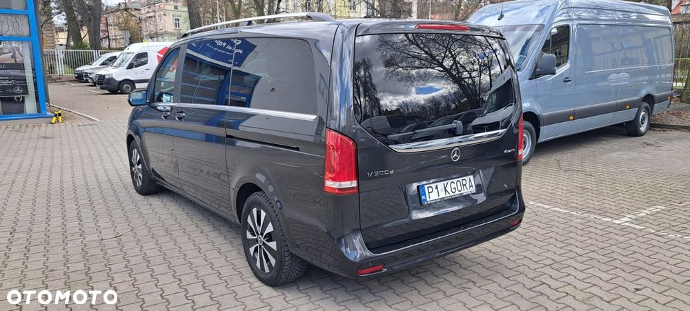 Mercedes-Benz Klasa V 300 d 4-Matic Avantgarde 9G-Tronic (d³ugi) - 11