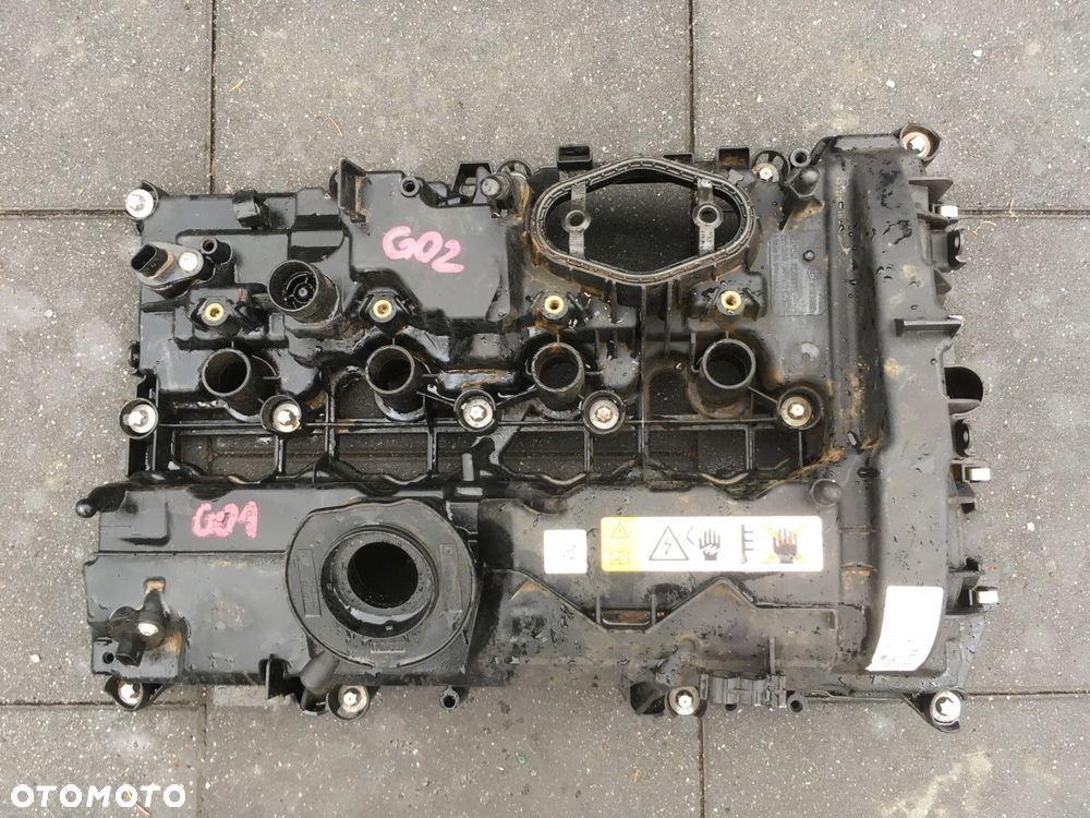 POKRYWA ZAWORÓW GŁOWICY BMW G20 G30 G11 F48 F39 G01 G02 G05 G06 8631745
