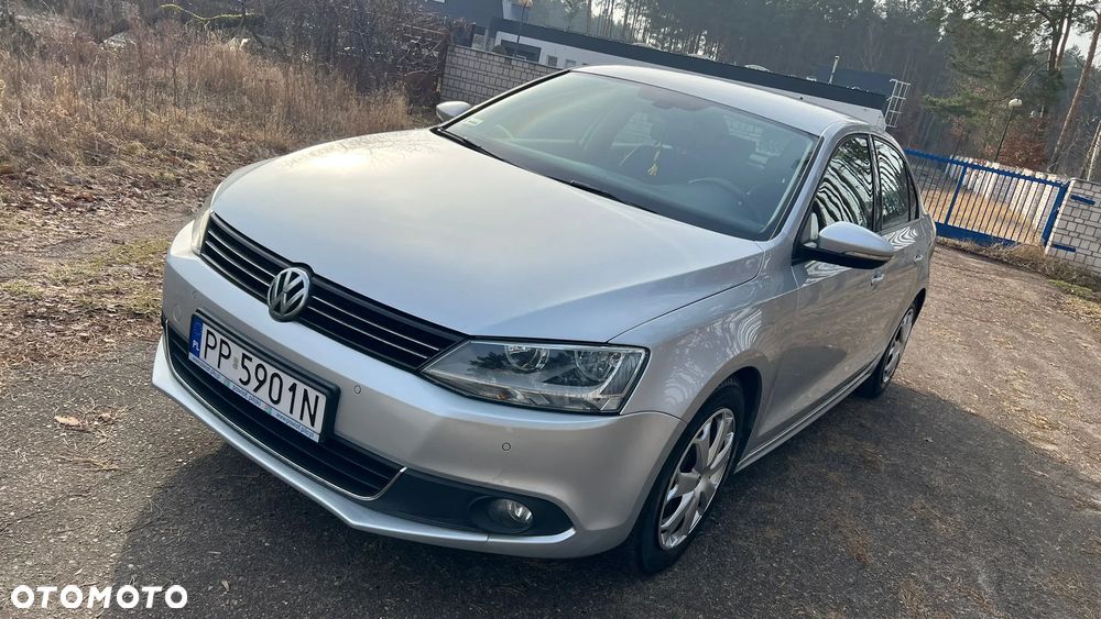 Volkswagen Jetta 1.4 TSI Comfortline - 1