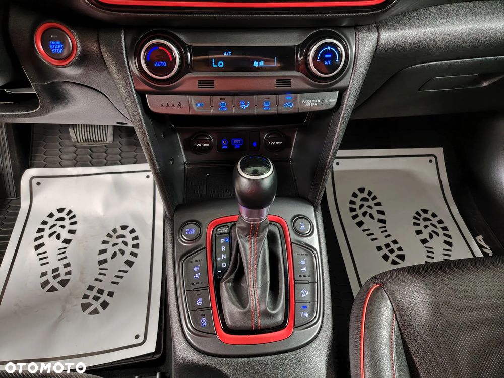 Hyundai Kona 1.6 T-GDI DCT Premium - 32