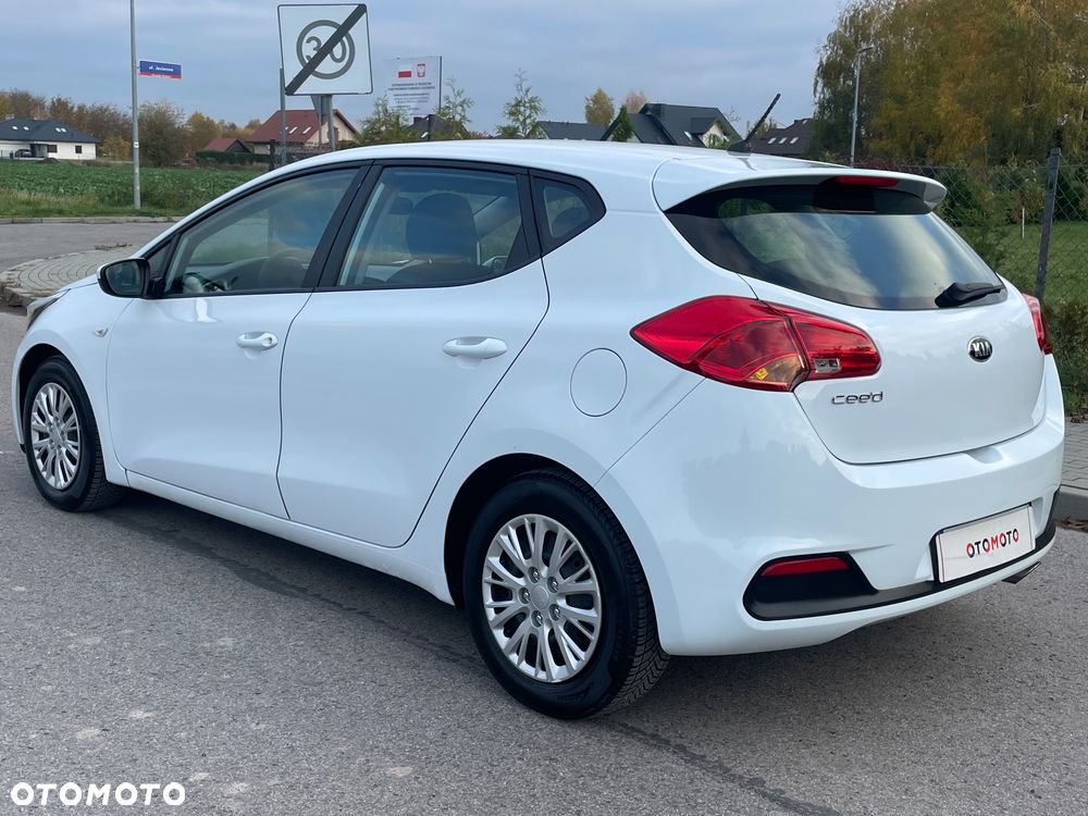 Kia Ceed 1.4 CVVT Attract - 25
