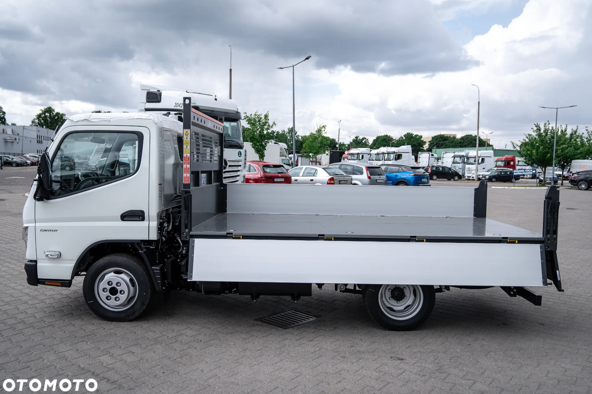 FUSO Canter 3S13 3W Scattolini - 7