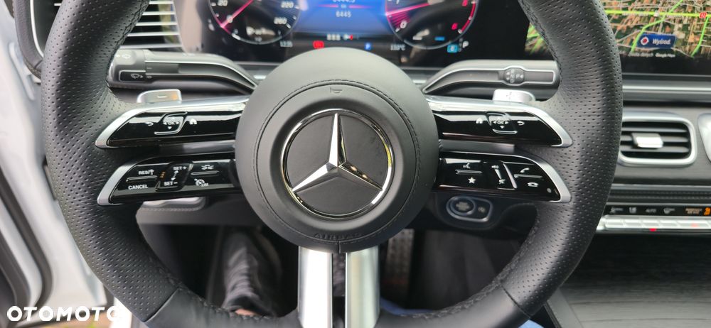 Mercedes-Benz GLE - 12