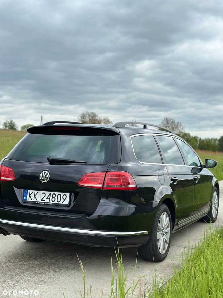 Volkswagen Passat 2.0 TDI Comfortline R-Style - 6