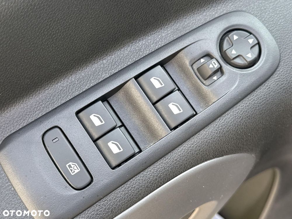 Toyota Proace City Verso 1.2 D-4T Family - 18