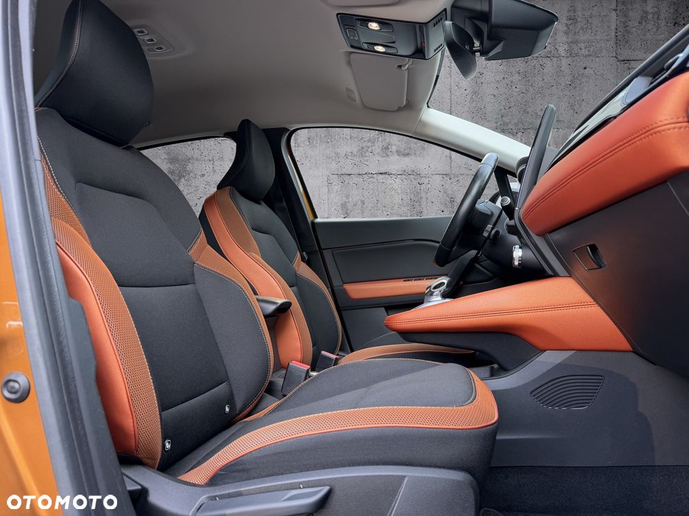 Renault Captur 1.6 E-TECH Plug-In Intens - 14