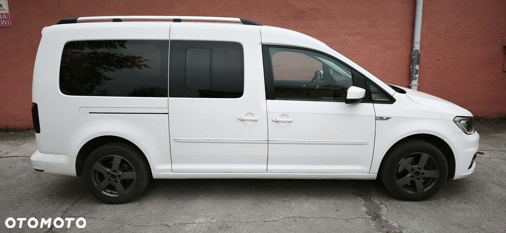 Volkswagen Caddy 2.0 TDI Highline DSG - 24