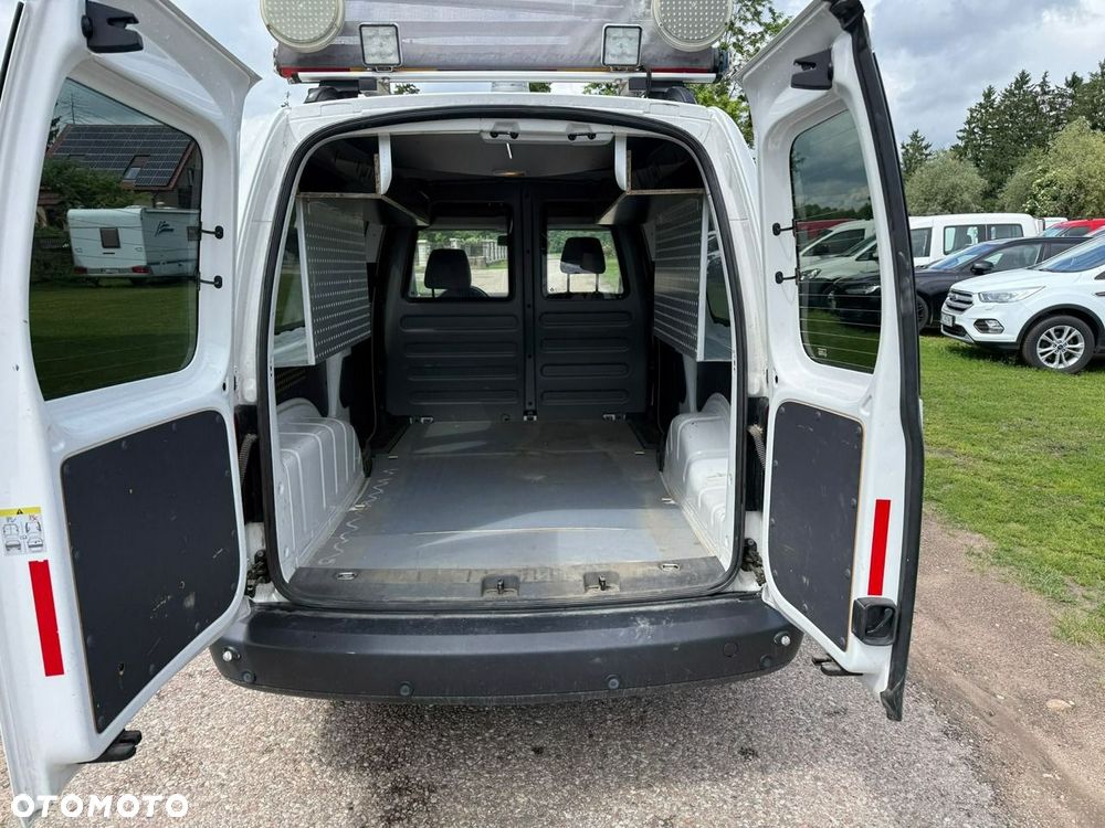 Volkswagen Caddy - 26