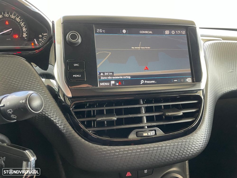 Peugeot 208 1.2 PureTech Style - 11