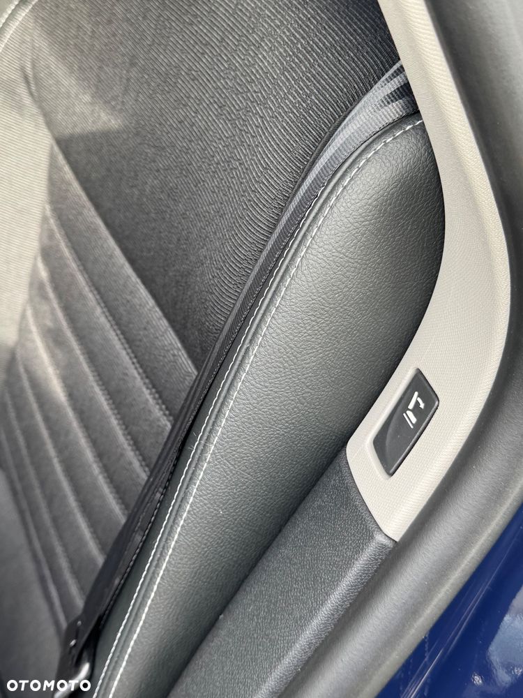 Renault Laguna dCi 150 FAP Dynamique - 25