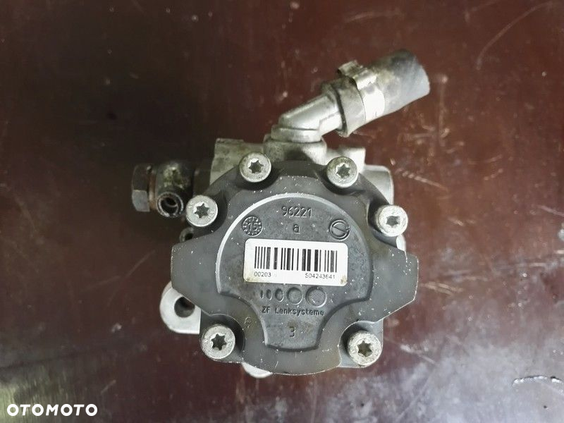 Wałek Rozrząd Głowicy Zaworów 3.0 Ducato Iveco 06 - 16