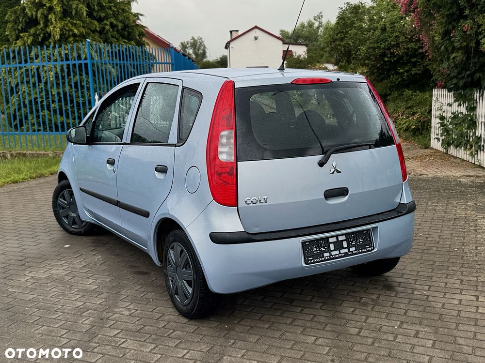 Mitsubishi Colt - 6
