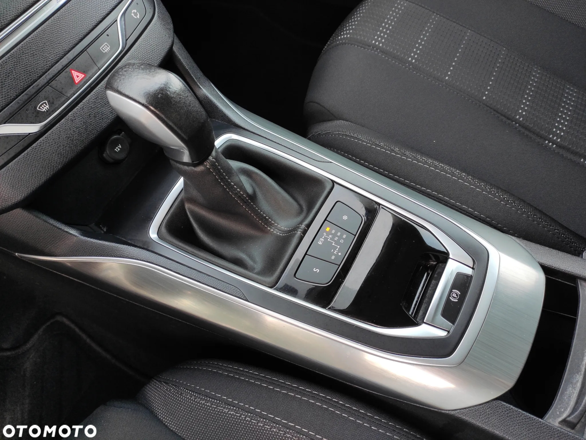 Peugeot 308 1.2 PureTech Allure S&S - 14