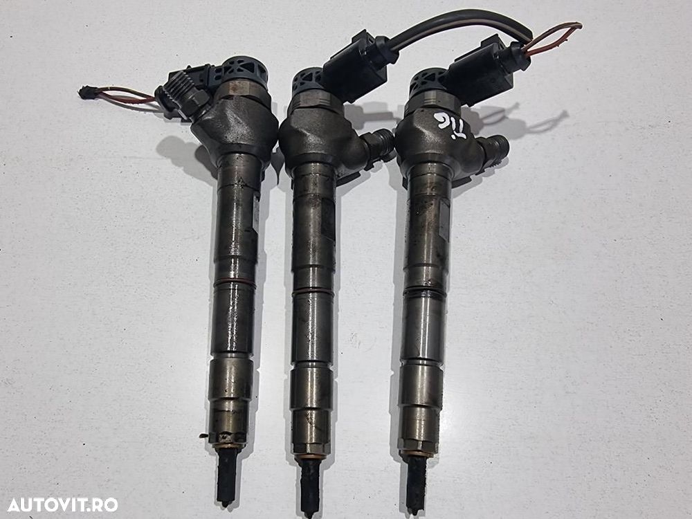 Injector Volkswagen Passat B7 (2010-2014) 2.0 tdi CFFB 03L130277J - 3