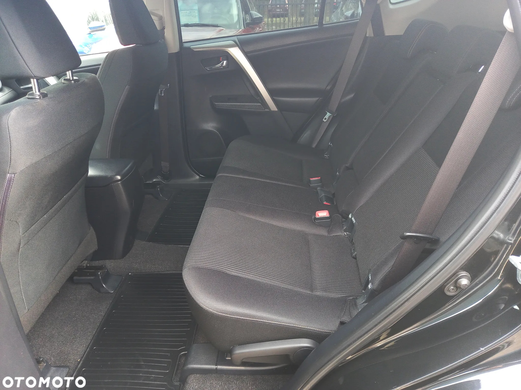 Toyota RAV4 2.0 D-4D Premium 4x2 - 30