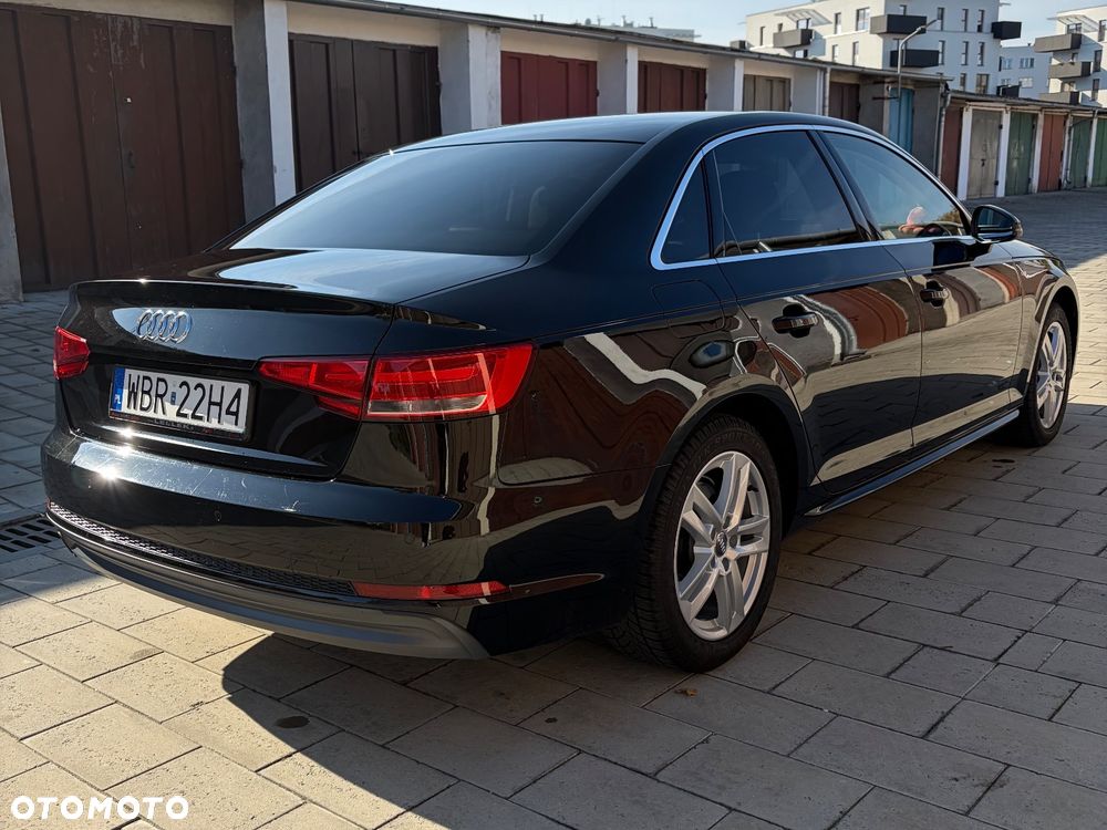 Audi A4 2016 photo 5
