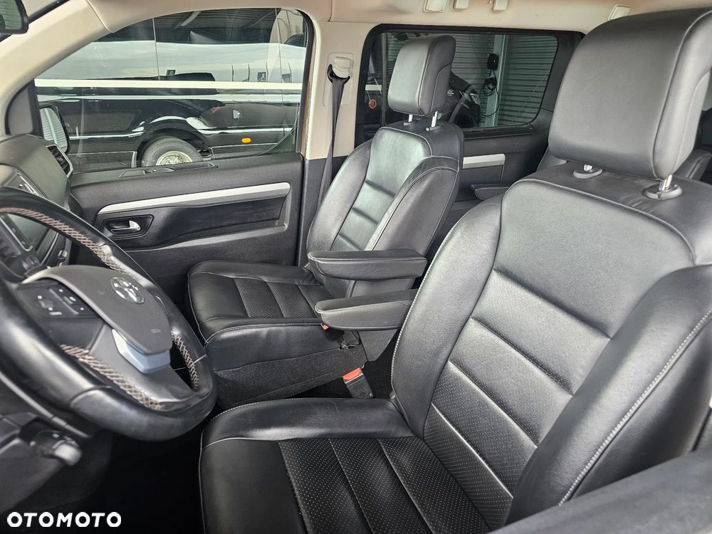 Toyota Proace Verso 2,0-l-D-4D L1 (7-Si.) Autm Executive - 16