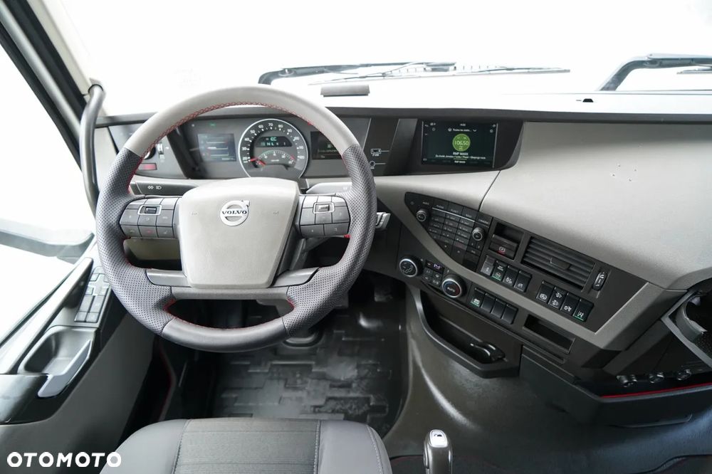 Volvo FH 500 / KLIMA POSTOJOWA / I-SHIFT - 28