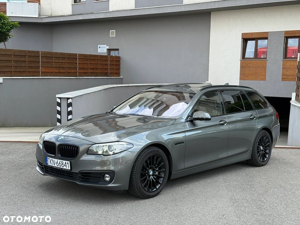 BMW Seria 5 525d Luxury Line - 12