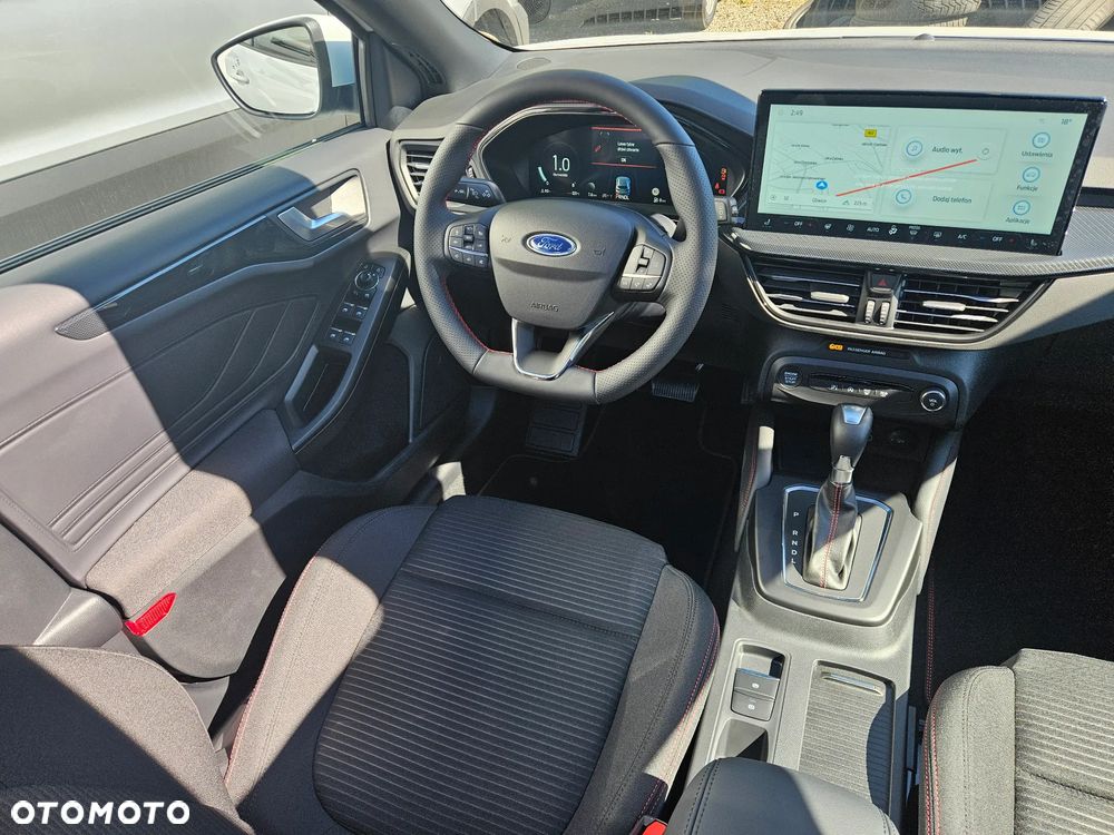 Ford Focus 1.0 EcoBoost mHEV ST-Line X - 11