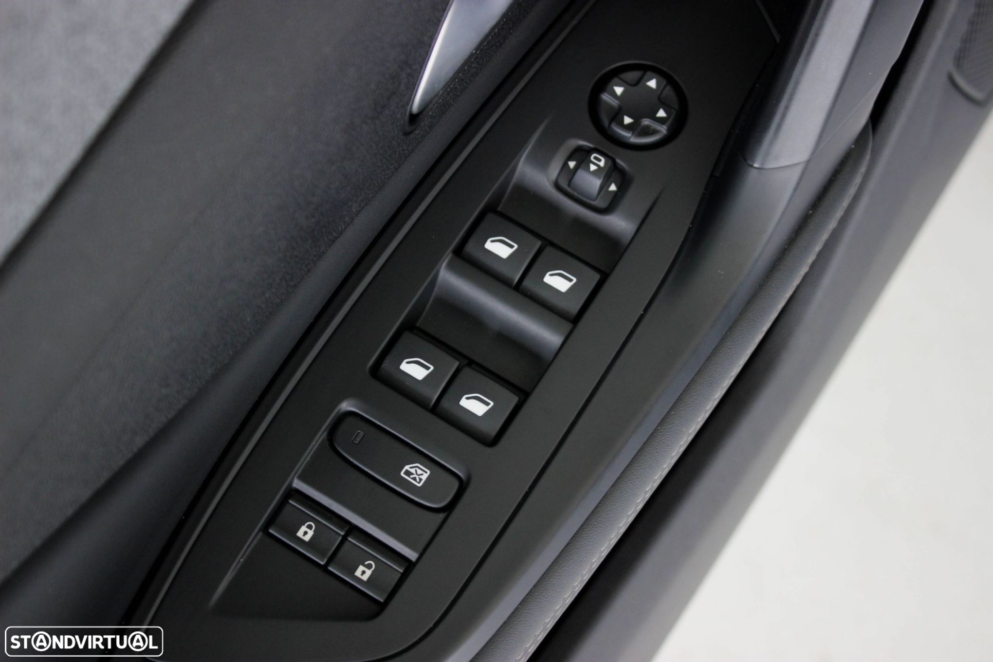 Peugeot 308 1.2 PureTech Allure Pack EAT8 - 16