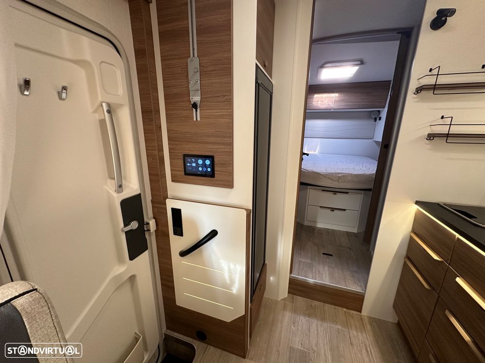 Pilote Expression P720 - 22