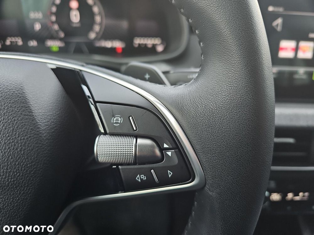 Skoda Kamiq 1.0 TSI Selection DSG - 19