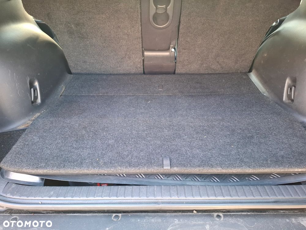 Toyota RAV4 2.0 VVT-i Premium - 23