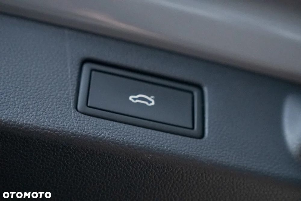 Volkswagen Arteon 2.0 TSI OPF 4Motion DSG R - 24