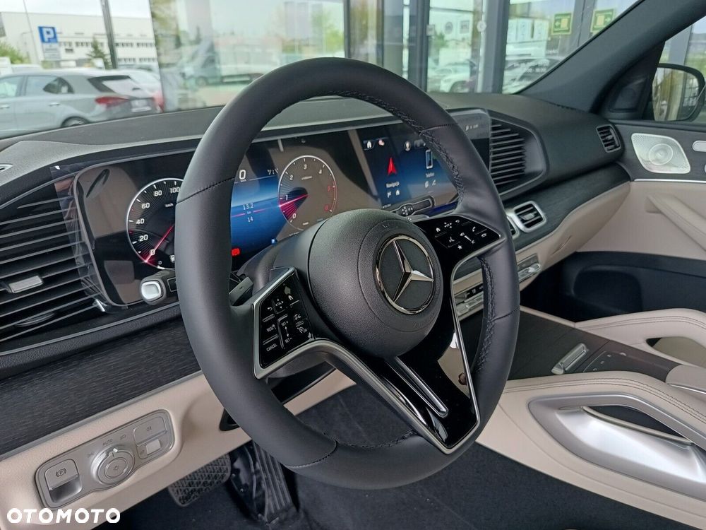 Mercedes-Benz GLE - 25