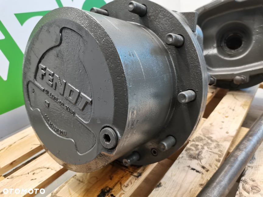 Reduktor Zwrotnica Półoś Fendt 926 Vario - 12