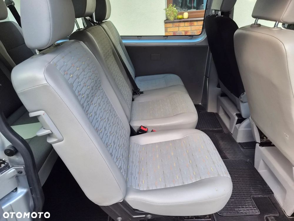 Volkswagen Transporter L2H1 - 16