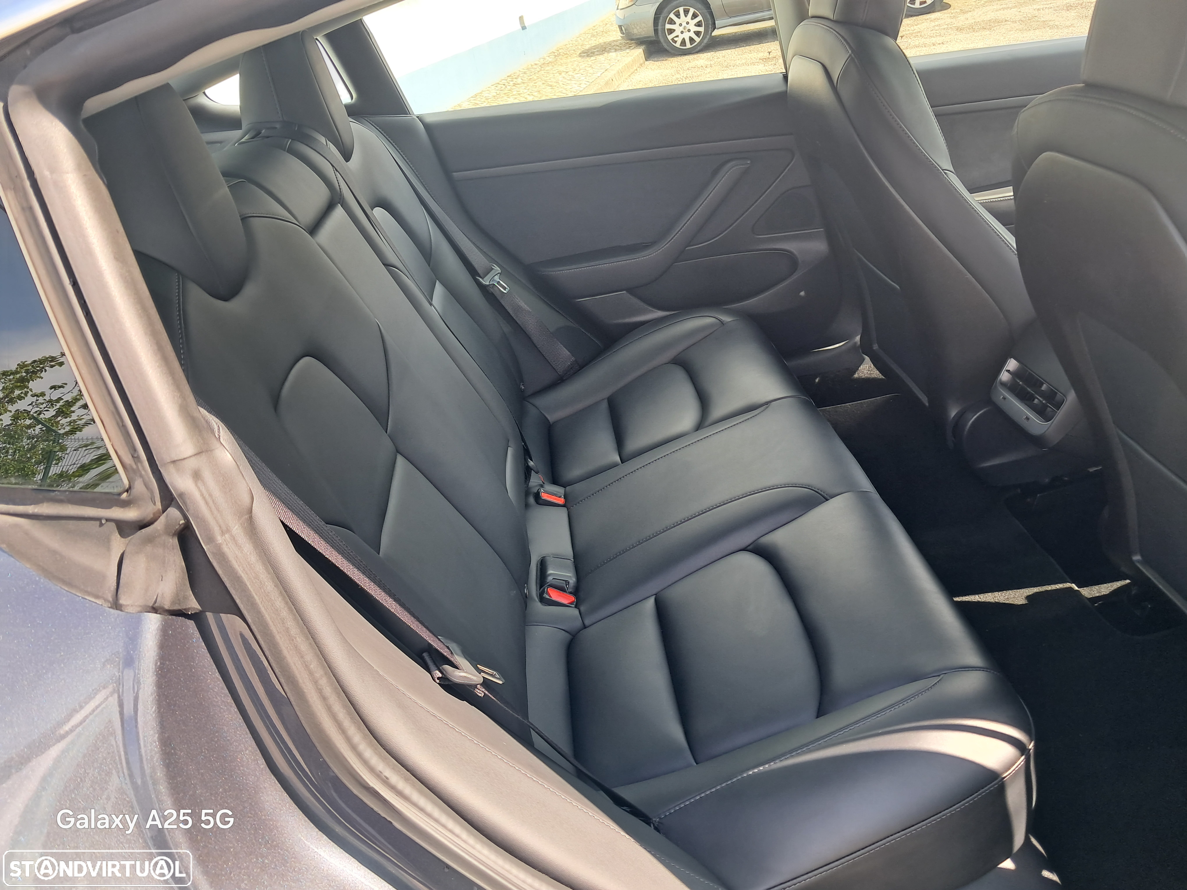 Tesla Model 3 RWD - 21