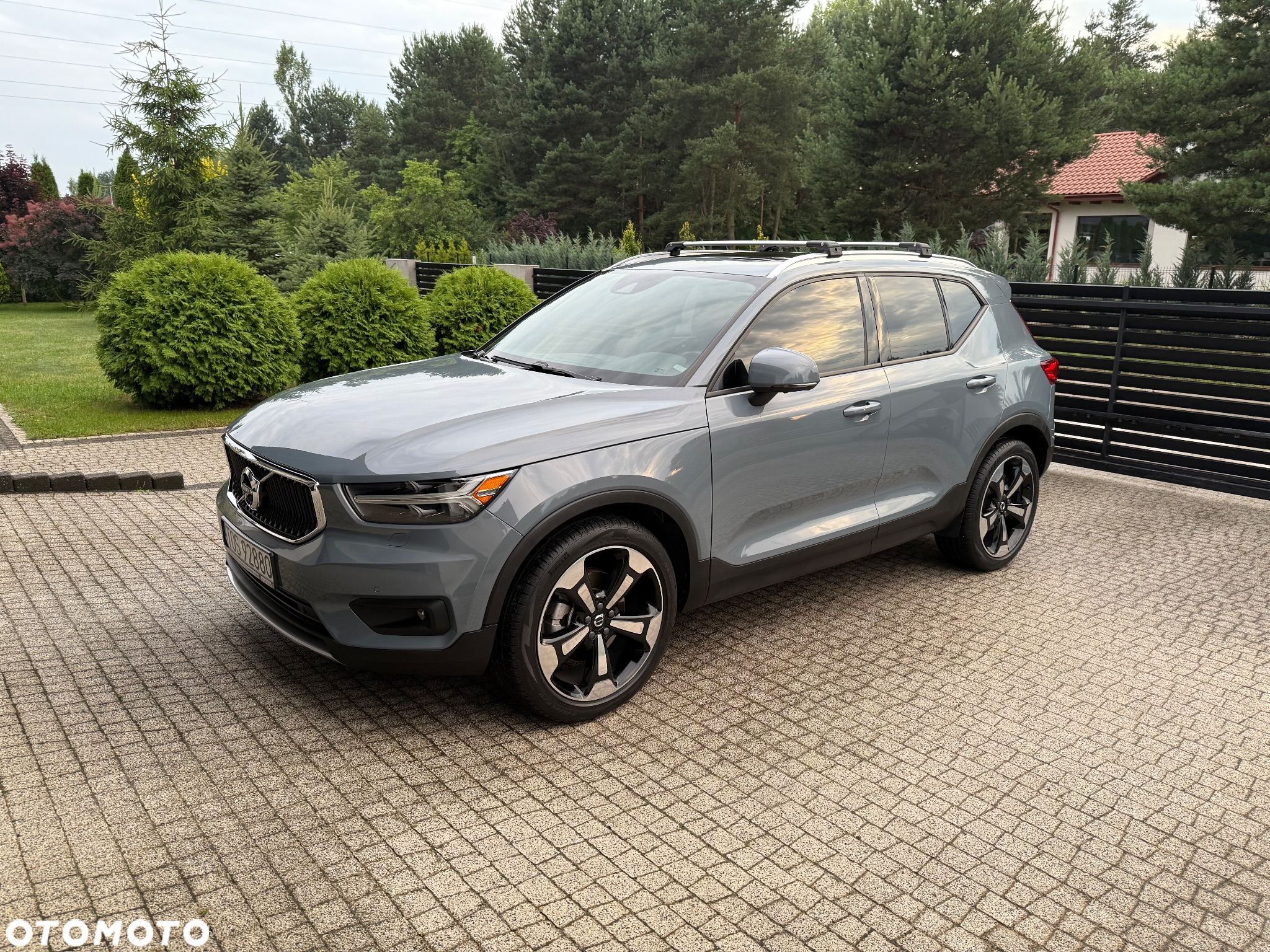 Volvo XC 40 T5 AWD Momentum - 2