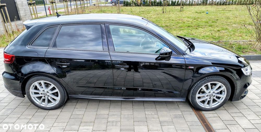 Audi A3 Sportback 35 TFSI S Line - 8