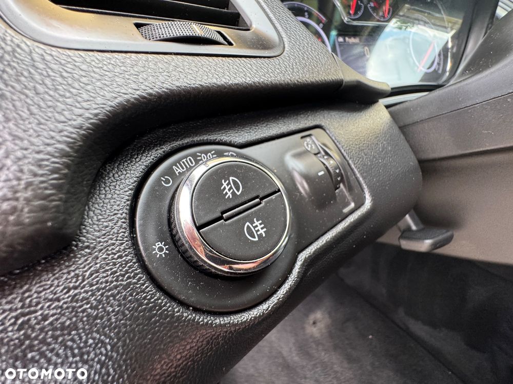 Opel Insignia 2.0 CDTI Cosmo - 22