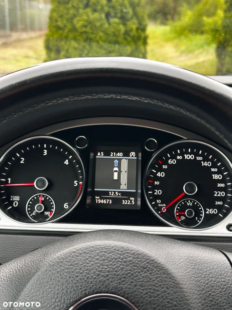 Volkswagen Passat 2.0 TDI DSG BlueMotion Technology Highline - 19
