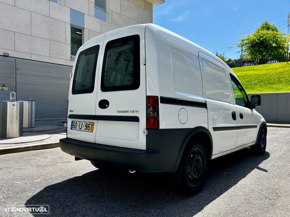Opel Combo 1.3 CDTi - 4