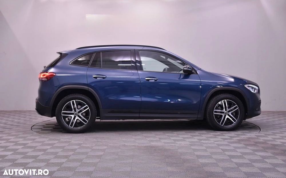 Mercedes-Benz GLA 220 d 4MATIC Aut. - 5