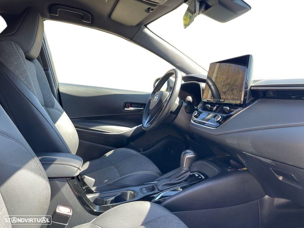 Toyota Corolla 1.8 Hybrid Comfort Plus - 7